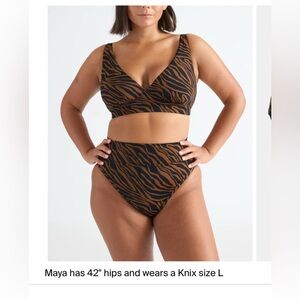 NWT Knix Leakproof Sculpt High Rise Swim Bottom